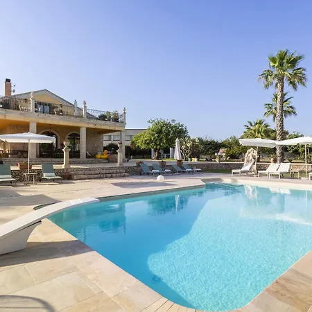 Villa Alike - Isulatravel Modica