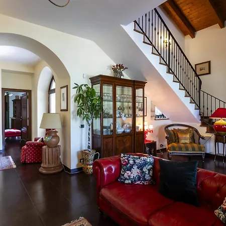 Alike - Isulatravel Villa Modica