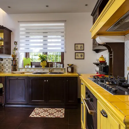 Villa Alike - Isulatravel Modica